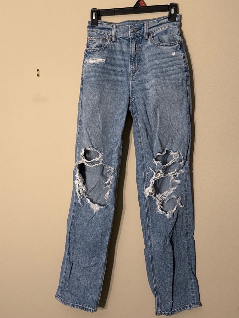 American Eagle Outfitters Light Blue Ripped Straight Leg Jeans